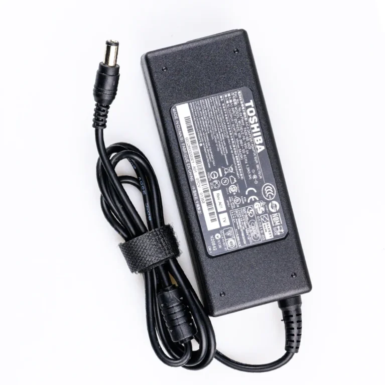 Toshiba 75W Replacement Adapter for Satellite A10, A105, M30, and Tecra A2
