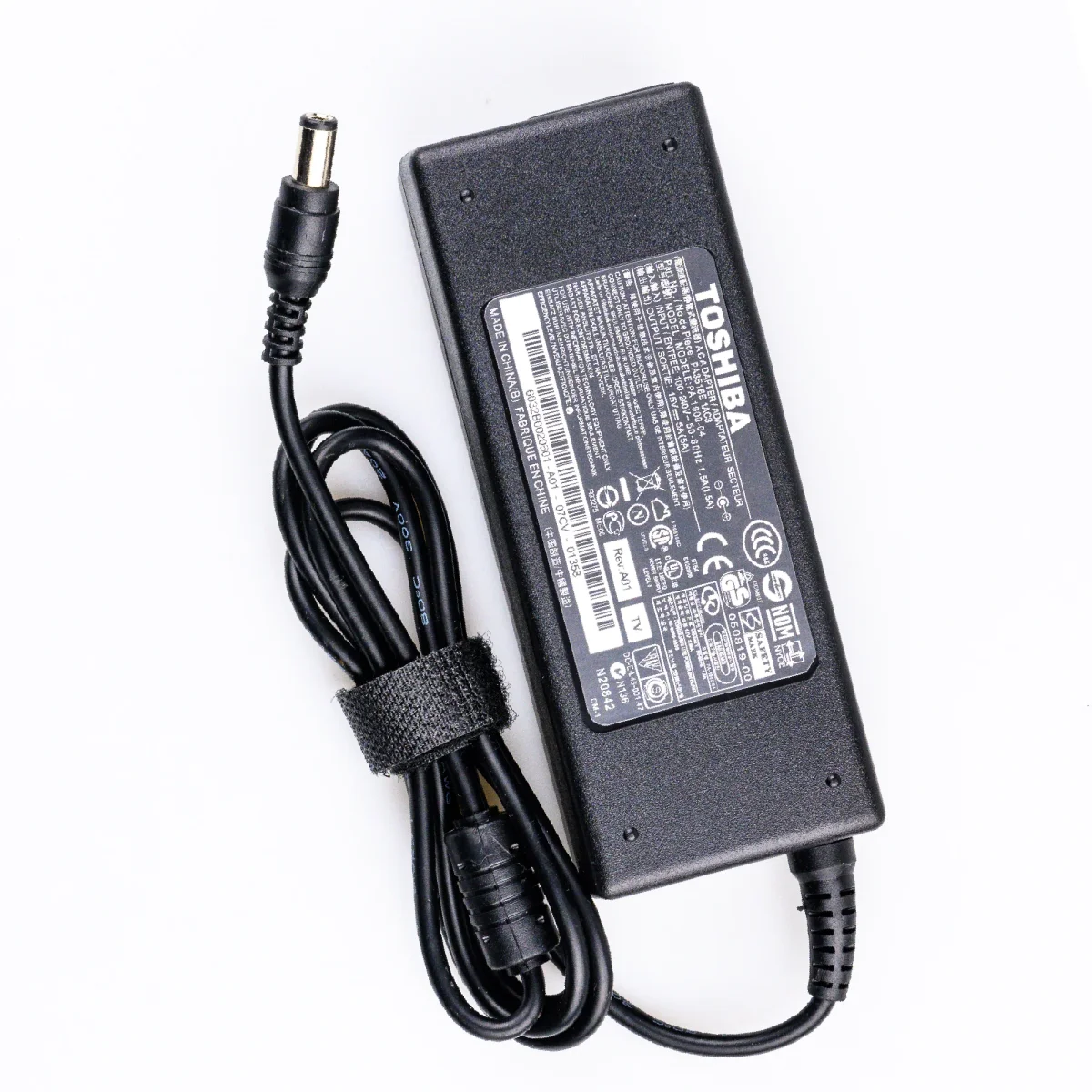 Toshiba 75W Replacement Adapter for Satellite A10, A105, M30, and Tecra A2
